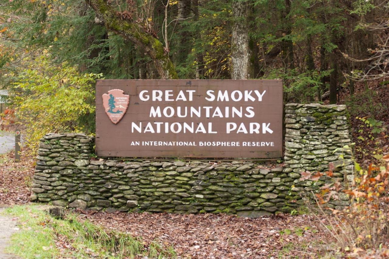 A Great Escape - Get 1089 Of Free Area Attraction Tickets For Each Paid Day, Dollywood And More! Pigeon Forge Exterior photo
